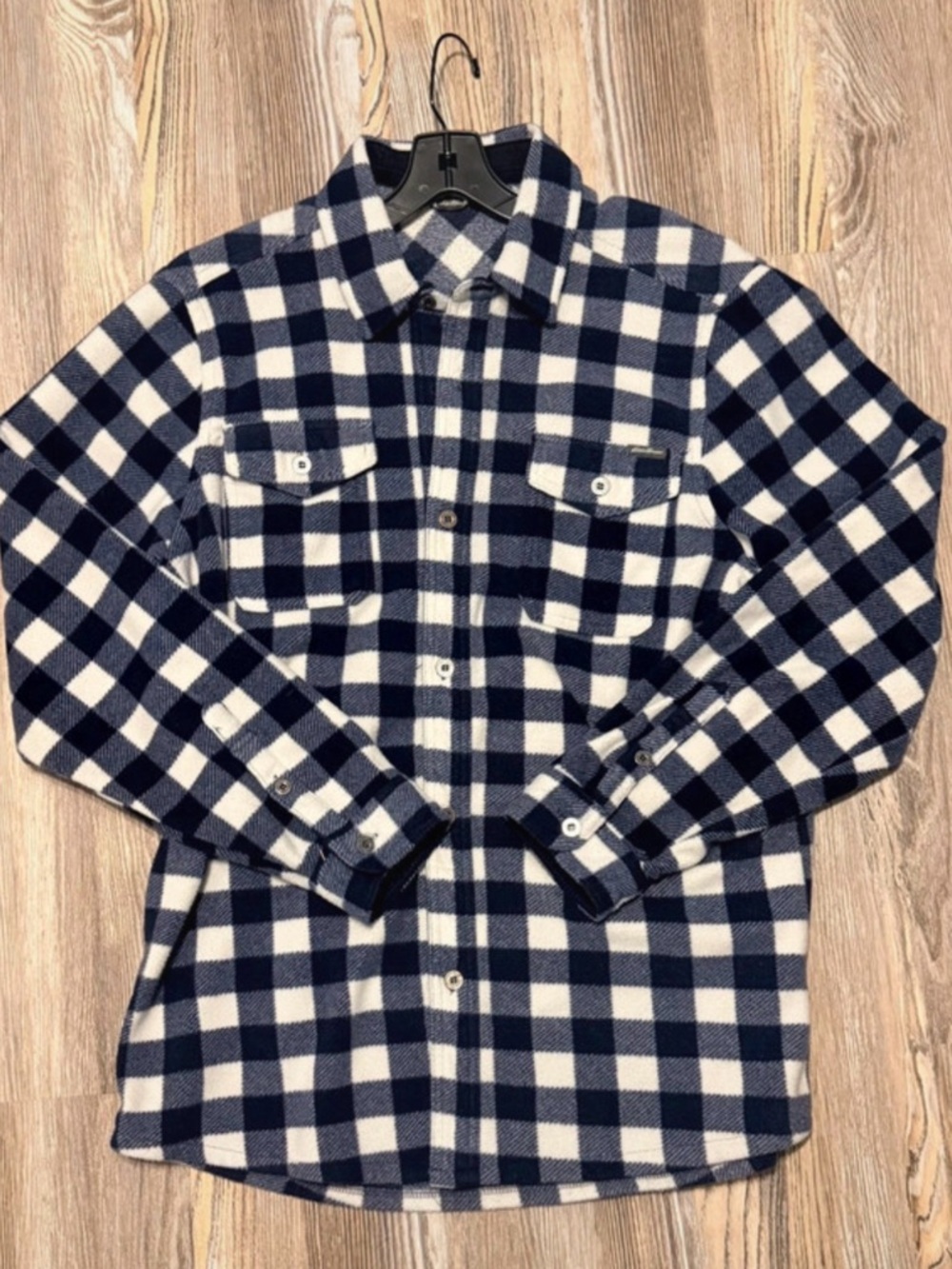 Eddie Bauer Men's Navy and White Plaid Button-Up Shirt